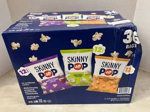 lot 7 image: Skinny Pop Variety Box