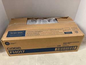 lot 83 image: Dixie Heavyweight Plastic Forks