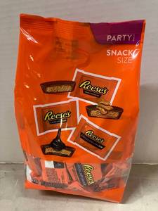 lot 98 image: Reeses Variety Pack