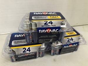 lot 147 image: AA Batteries