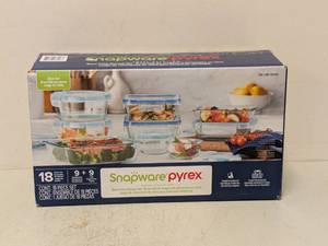lot 48 image: NEW SNAPWARE PYREX 18 PIECE  GLASS FOOD STORAGE SET