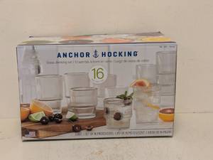 lot 47 image: NEW ANCHOR HOCKING 16 PIECE GLASS DRINKING SET
