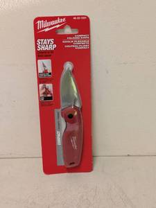 lot 201 image: NEW MILWAUKEE COMPACT FOLDING KNIFE