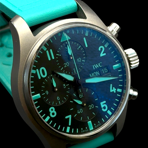 IWC Pilot’s Watch Chronograph 41 Edition “Mercedes-AMG PETRONAS Formula One™ Team” – Full Set w/ Box; $8,900 Retail