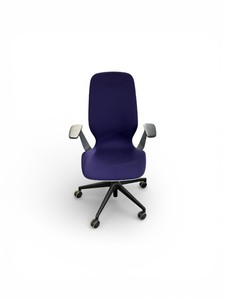 lot 12 image: Steelcase SilQ Task Chair- Purple