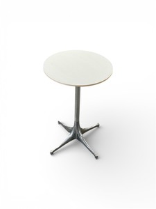lot 18 image: Herman Miller George Nelson Pedestal Table