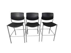 lot 44 image: 3 SitOnIt Freelance Stools (2 Are New With Tags)