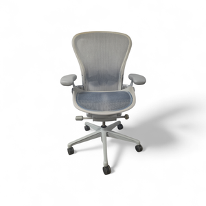 lot 49 image: Herman Miller Aeron Size B Remastered Fully Loaded