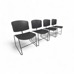 lot 63 image: 4 Steelcase Max Stacker III Chairs
