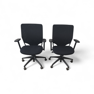 lot 88 image: 2 Harter Mesh Back Office Chairs