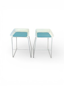 lot 194 image: 2 Steelcase Pub Style Seats