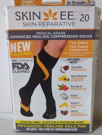 lot 20 image: Skineez Medical Grade Advanced Healing Compression Socks, 2 Pairs, Small Medium