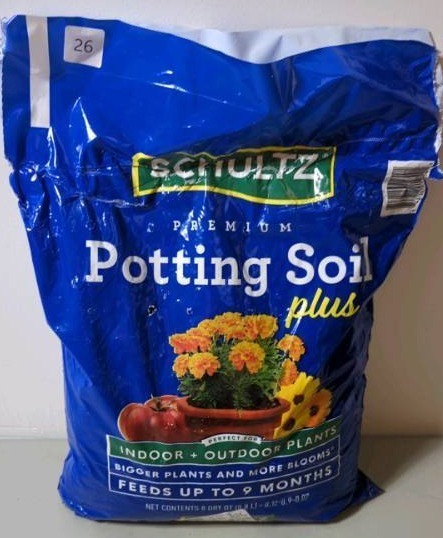 lot 26 image: Schultz Premium Potting Soil Plus, 8 Dry Qt