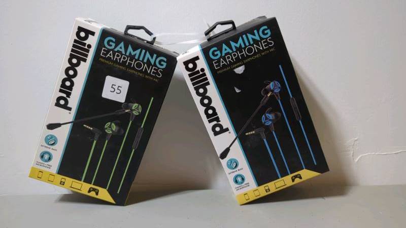 lot 55 image: billboard gaming headphones (set of 2)