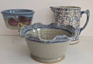 lot 123K image: LR - Collection of 3 Handmade Pottery Pieces Vintage Spongeware Pitcher, Scalloped Bowl, and Round Bowl