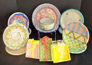 lot 126K image: LR - Hand-Painted Ceramic Dinnerware including Vintage Vietri Pottery Pieces