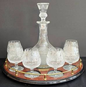 lot 131K image: LR - Vintage Edinburgh Scotland Crystal Decanter with Stopper, 6 Glasses and Half Round Wooden Tray