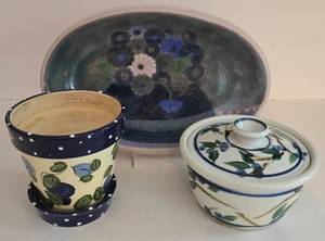lot 138K image: LR - Set of 3 Hand-Painted Ceramic Kitchen Items with Blue Floral Motif