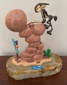 lot 5A image: MB - Ron Lee Limited Edition Wile E. Coyote and Roadrunner Signed Sculpture