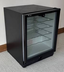 lot 17R image: LL  - U-Line 29WC Wine Refrigerator