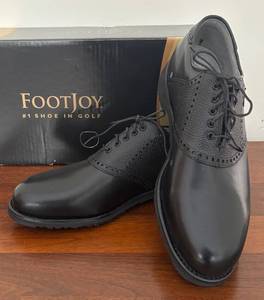 lot 102R image: MB - FootJoy Premiere Classics Dry Spikeless Golf Shoes Size 10 12