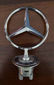 lot 170R image: MB - Mercedes-Benz Hood Ornament Emblem