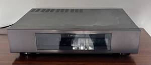 lot 190R image: MB - Mitsubishi S-VHS Video Cassette Recorder Model HS-U65