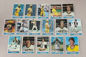 lot 261R image: MB - 1978 Topps Pittsburgh Pirates Baseball Card Lot - 16 Cards