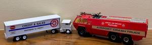 lot 252C image: DR - Die-Cast Toy Truck Lot Winross Borden Semi and Matchbox Chubb Pathfinder Crash Truck