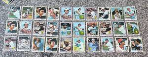 lot 364R image: K - Collection of Vintage 1978 Topps Baseball Cards Featuring Notable Players
