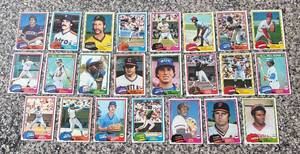 lot 391R image: K - Lot of Vintage Topps Baseball Cards Assorted Players