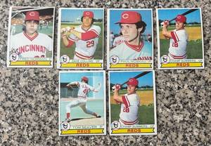 lot 414R image: K - Set of Cincinnati Reds Baseball Trading Cards