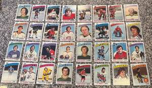 lot 431R image: K - Collection of Vintage Hockey Sports Cards Assorted Teams and Players