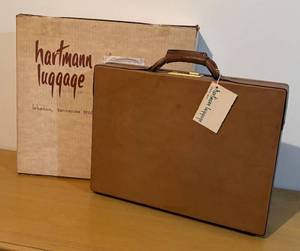 lot 517R image: LLS - New Vintage Hartmann Leather Briefcase with Original Tag and Box