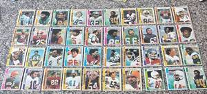 lot 528R image: DR - Collection of Vintage Football Sports Cards Assorted Teams and Players