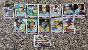 lot 537R image: DR - 1978 Topps Milwaukee Brewers Team Baseball Cards