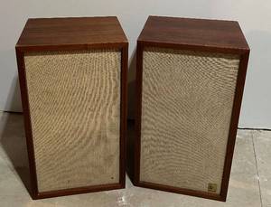 lot 601C image: LL - Pair of Vintage AR Inc. AR-2ax Acoustic Suspension Speakers with Original Boxes