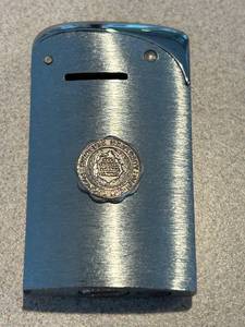 lot 605C image: K - Syracuse University Butane Lighter with Emblem
