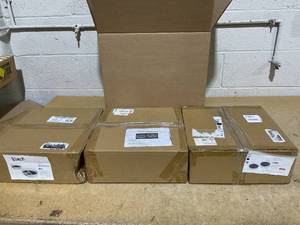 lot 309 image: LOT OF 3 Improvements Turntables