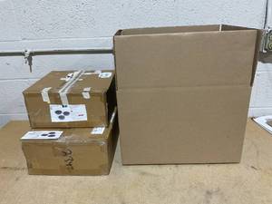 lot 310 image: LOT OF 2 Improvements Turntables Set of 3