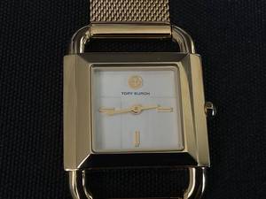 lot 18 image: Tory Burch Womens Phipps Gold-Tone Stainless Steel Mesh Bracelet Watch 29x41mm (Maybe Needs Battery)