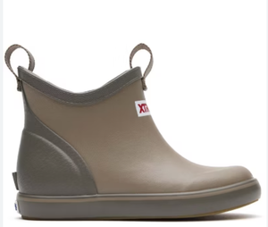 lot 212 image: XtraTuf Kids Little Kids Ankle Deck Boot Size 10