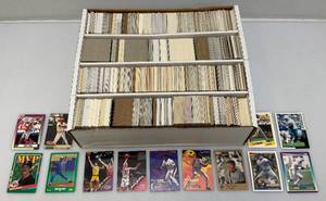 lot 21 image: Large Box Of Misc. Unsorted Baseball Cards