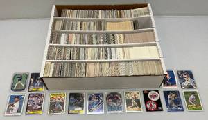 lot 25 image: Large Box Of Misc. Unsorted Baseball Cards