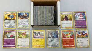 lot 40 image: Unsorted Pokemon