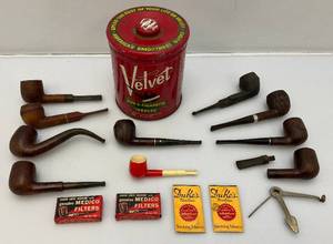 lot 48 image: Vintage Velevet Tobacco Tin With Pipes