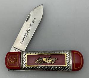 lot 87 image: Vintage Collectible Franklin Mint Fire Truck Pocket Knife