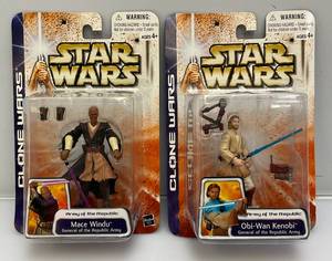 lot 241 image: 2003 STAR WARS Clone Wars Action Figures (New Old Stock)