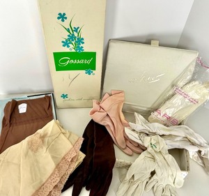 lot 223 image: Vintage Lingerie &amp Accessories - Including Gossard &amp Janes