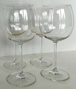 lot 236 image: Set of 4 Wine Glasses - Marquis by Waterford